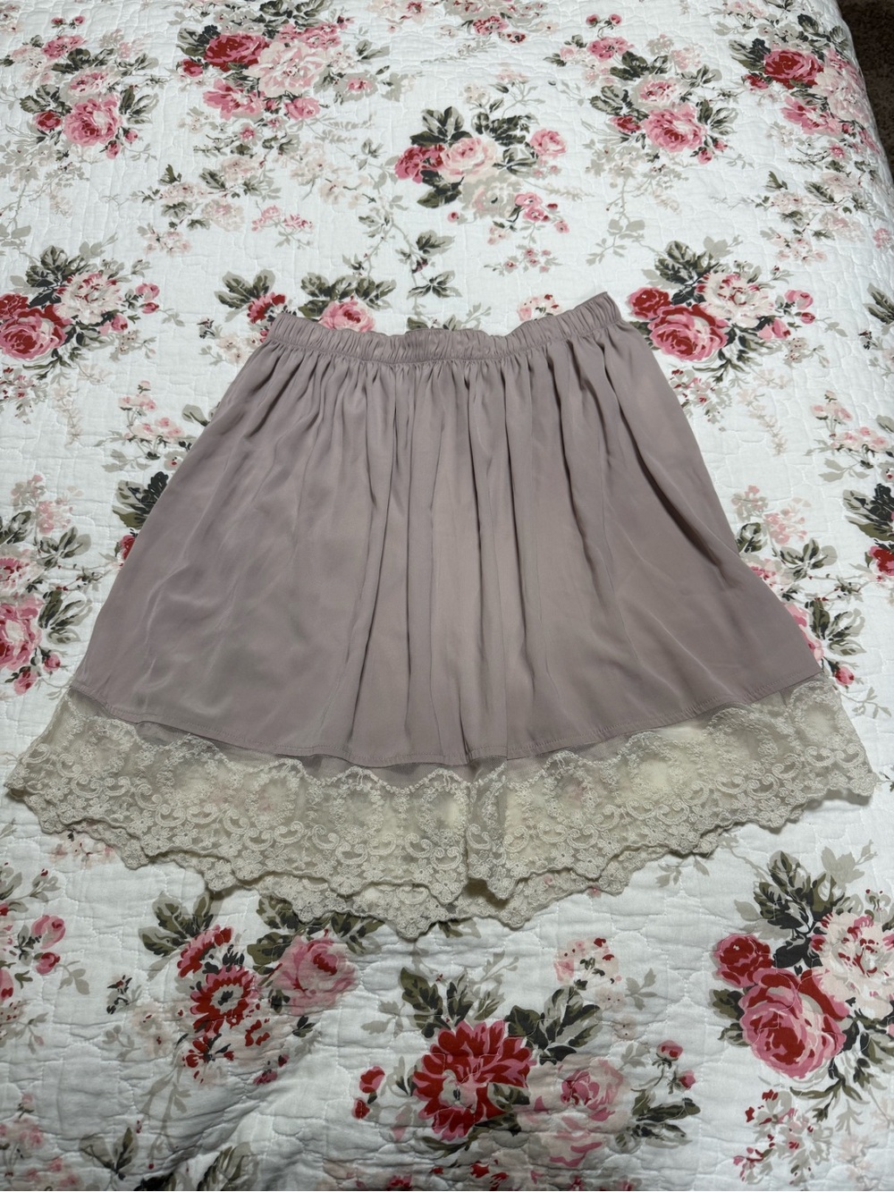 Abercrombie & Fitch Dusty Mauve Circle Skirt with Lace Hem